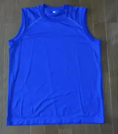 ユニクロ ノースリーブ Tシャツ 青
