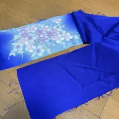 正絹　着物はぎれ　着物はぎれ　青地ぼかしに梅柄の振袖　半幅×150センチ