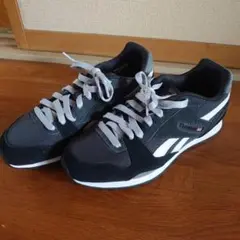 未使用　Reebok スニーカー