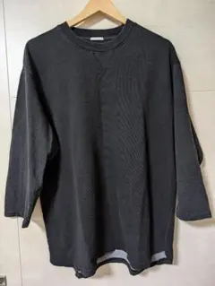 GU　ジーユー　ブラック8分丈Tシャツ　サイズL