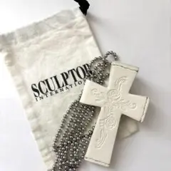 SCULPTOR ホワイト十字架ウォレットネックレス