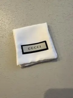 GUCCI ロゴ入り ホワイトポーチ