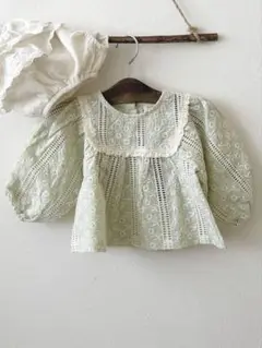 bebeholic 刺繍ブラウス