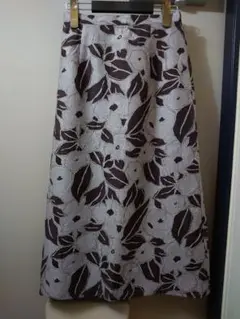 膝丈スカート