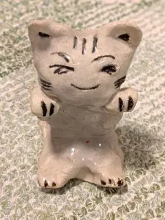 陶器製猫の置物