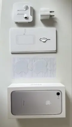 iPhone7 128G 箱、付属品付き（本体なし）