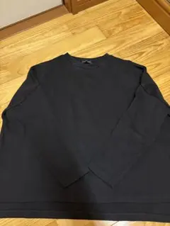 黒い長袖カットソーTRAVAIL MANUEL