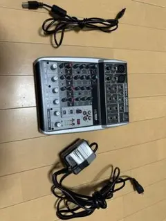 Behringer ベリンガー アナログミキサー XENYX Q802USB
