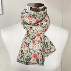 ハンドメイド　綿　可愛い花柄プリント　スカーフ　スリーシーズン