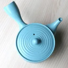 《新品・アウトレット》常滑焼　茶殻の捨てやすいブルー急須　日本製
