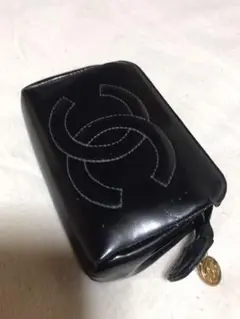 ⬛︎CHANEL⬛︎ エナメルミニポーチ 難有り中古