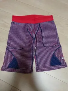 ナイキ gyakusou ショート タイツ パンツ ランニング 赤 M ラン