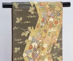 【六通】亀甲模様ひし形に花