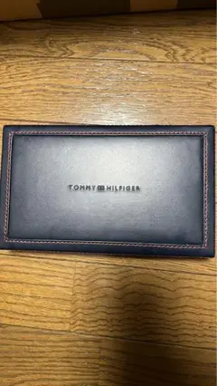 TOMMY HILFIGER ネイビー フラグメントケース