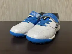 Umbro Accelerator サッカーシューズ ホワイト/ブルー