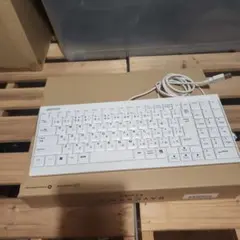バッファローUSB接続有線スリムキーボードホワイトBSKBU14WH