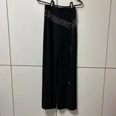 ビーズ装飾付きブラックラテンパンツ