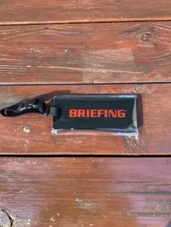 新品!!BRIEFING ブリーフィング ネームプレート ネームタグ/黒色×赤色