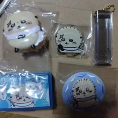 ラッコ ちいかわ アクスタ キーホルダー ケース 缶バッジ カード
