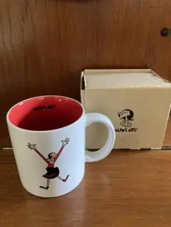新品未使用　オリーブのマグカップ