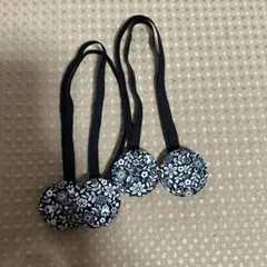 裾留めバンド ガウチョ ワイドパンツに 黒花　ハンドメイド