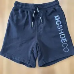 DC SHOE CO. ブラックハーフパンツ　半ズボン　140cm
