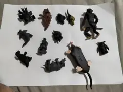 怪獣消しゴム、動物フィギュア 12体セット