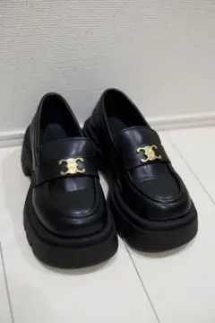 ブラックレザー厚底ローファー