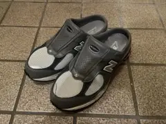 ニューバランス M2002RMJ ミュール サンダル スリッポン グレー