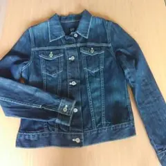 お値下げしました　デニムジャケット　　GAP