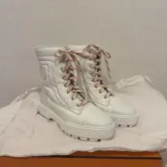 Item thumbnail for item 67b3526d-a4c2-4761-b303-a504666900c6