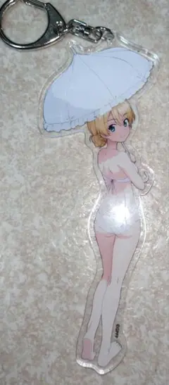 ガールズ＆パンツァー 最終章 水着イラスト　ダージリンのアクリルキーホルダー