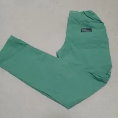 緑色ウエストゴムパンツ