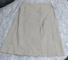 ユニクロ　ラップナロースカート＋（丈長め？）グレー　ＸL