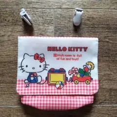 【美品】ハローキティ 移動ポケット