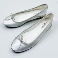 Item thumbnail for item 1879b916-f5ac-4983-8da9-f3f7e12481cf