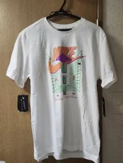 NIKE グラフィックプリント Tシャツ　Lサイズ　新品　ナイキ
