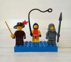 LEGO『ヴィンテージレゴ 3人』