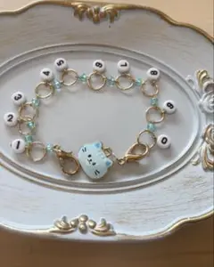 Item thumbnail for item 660a6182-f287-47ed-8f49-ec23e969c6c3