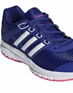 adidas レディースランニングシューズ　23.5cm