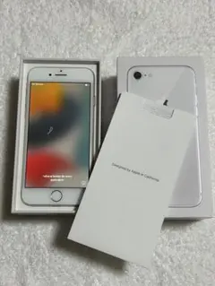 iPhone 8 シルバー64GB 本体