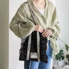 BROWN THEATRE PRODUCTS メッシュフリルシューズバッグ