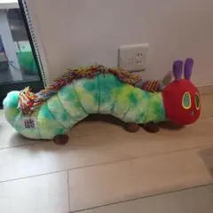 美品　コストコ はらぺこあおむし 特大ぬいぐるみ