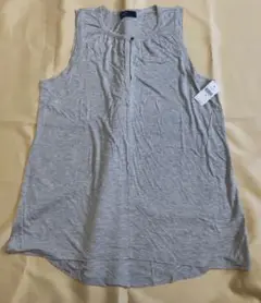 【新品】GAPノースリーブTシャツサイズMタグ付き