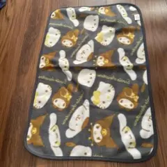 サンリオ　膝掛け