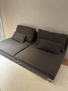 IKEA ダークグレー 2人掛けソファ　⚠️引き取り値引きあり