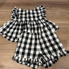 フリル付きチェック柄ワンピースとショートパンツセット