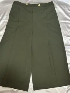 【15号】オリーブグリーン タック入りキュロット新品未使用