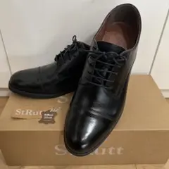 StRutt ブラック レザー ドレスシューズ
