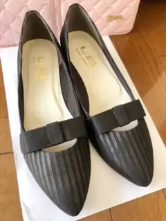 お値下げ!オフィスで履ける!リボン パンプス 黒(ブラック) 24.5cm